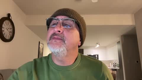 QS - INDEPENDENT MODEL online show from 03/10/25, 06:16