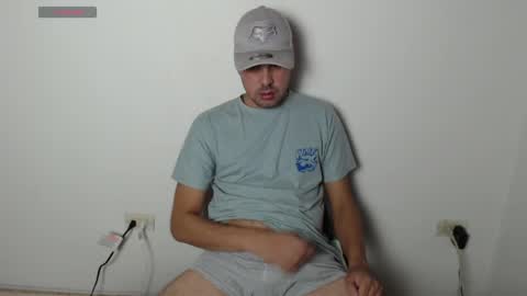 Snapshot of latino_boy777 chatting on 04/16/26, 06:25 latino boy777 online show from 04/16/26, 06:25