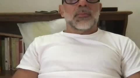 Snapshot of latino_to20 chatting on 07/26/26, 08:27 latino_to20 online show from 07/26/26, 08:27