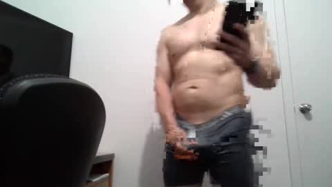 latinohot121 online show from 04/06/26, 07:31