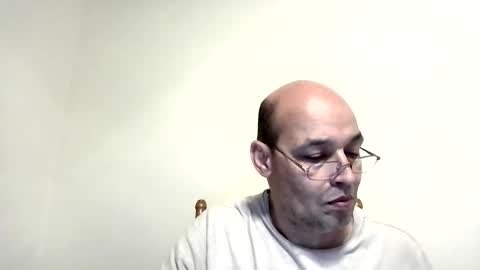 Snapshot of latinoinfla chatting on 02/14/26, 02:41 latinoinfla online show from 02/14/26, 02:41