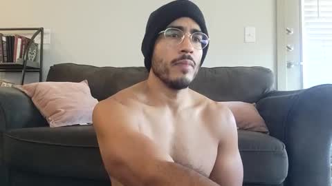 Snapshot of latinomixedbbc chatting on 03/09/25, 08:10 latinomixedbbc online show from 03/09/25, 08:10