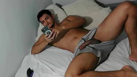 Aaron online show from 04/27/26, 09:46