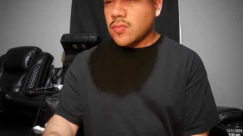 Snapshot of latinstud7 chatting on 01/01/25, 03:34 Nico online show from 01/01/25, 03:34