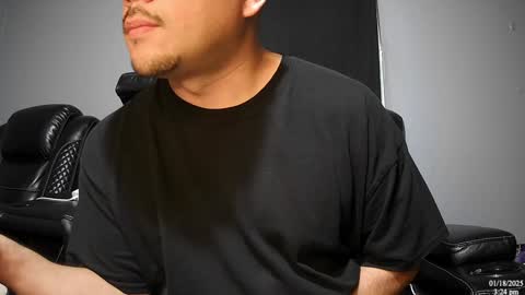 Snapshot of latinstud7 chatting on 01/18/25, 09:24 Nico online show from 01/18/25, 09:24