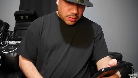 Snapshot of latinstud7 chatting on 02/06/25, 10:48 Nico online show from 02/06/25, 10:48