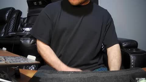 Snapshot of latinstud7 chatting on 02/16/25, 10:43 Nico online show from 02/16/25, 10:43