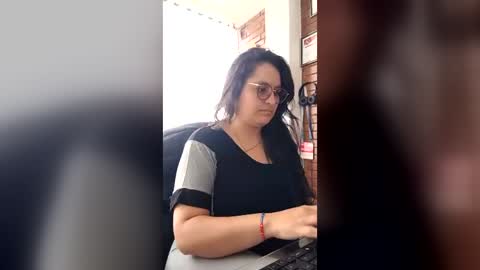 Snapshot of latinwishes chatting on 07/13/26, 06:55 Julieta online show from 07/13/26, 06:55
