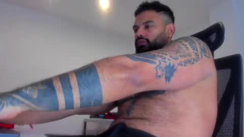 Snapshot of latinwolfbi chatting on 01/20/25, 12:07 philip online show from 01/20/25, 12:07