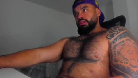 Snapshot of latinwolfbi chatting on 02/25/25, 12:03 philip online show from 02/25/25, 12:03