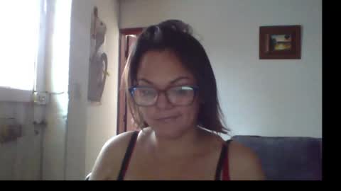 Snapshot of lau16310 chatting on 06/06/26, 02:00 Laura online show from 06/06/26, 02:00