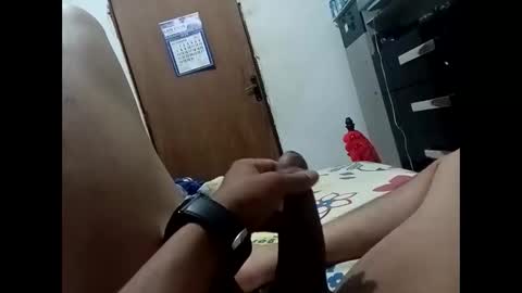 Snapshot of lau_laerte chatting on 12/03/25, 04:53 Lau BR online show from 12/03/25, 04:53