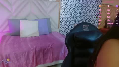 laulin_tay online show from 05/14/26, 04:08