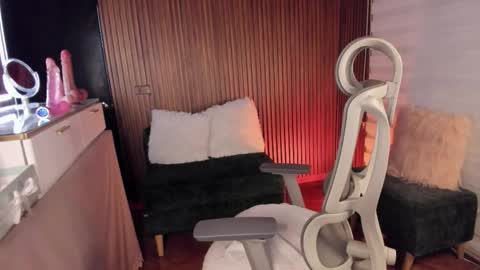 Snapshot of laura__cruz chatting on 03/14/26, 03:12 laura cruz online show from 03/14/26, 03:12