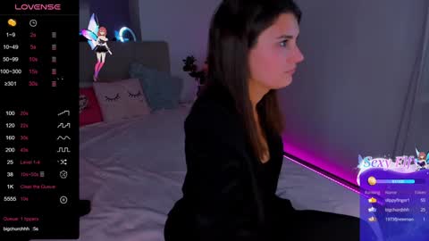 Laura online show from 12/14/24, 10:02