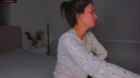 Laura online show from 12/23/24, 06:22