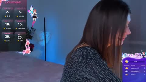 Laura online show from 12/25/24, 09:45
