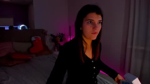 Laura online show from 12/29/24, 06:14