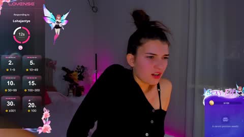 Laura online show from 12/29/24, 12:23