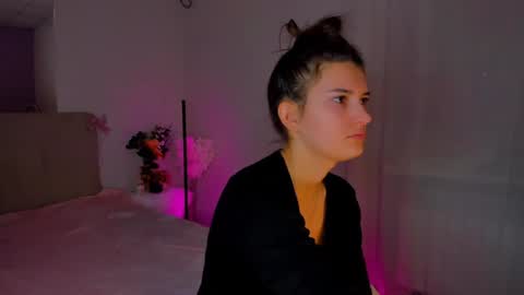 Laura online show from 01/08/25, 06:31