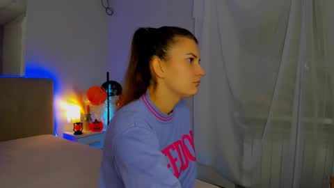 Laura online show from 10/30/25, 06:26