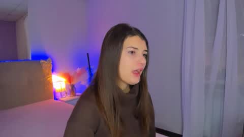 Snapshot of laura__leee chatting on 02/06/26, 07:02 Laura online show from 02/06/26, 07:02