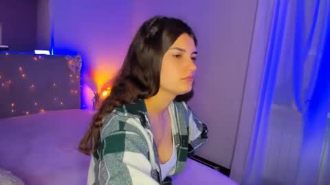 Laura online show from 06/01/26, 04:58