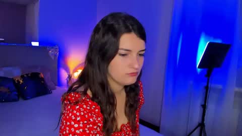 Laura online show from 06/12/26, 05:06