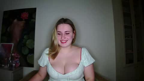 Snapshot of laura__nelson chatting on 02/04/26, 11:53 Laura Nelson online show from 02/04/26, 11:53