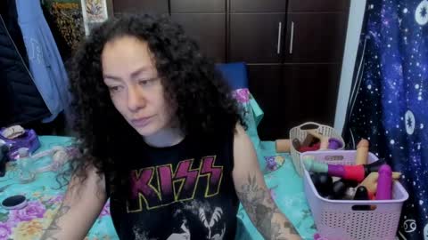  Wen  online show from 05/06/26, 09:42