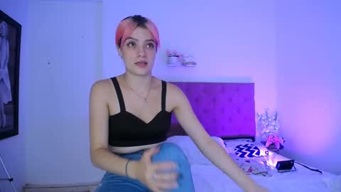 LAURA online show from 12/19/24, 11:25