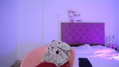 LAURA online show from 01/17/25, 06:12