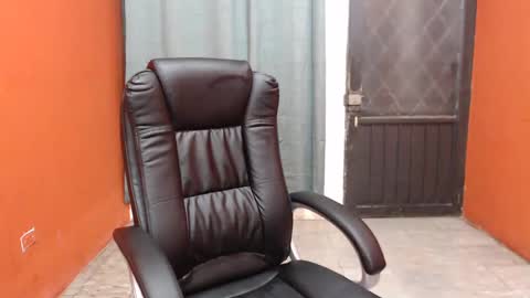 CALL ME LOVE  LAURA online show from 02/18/25, 03:10