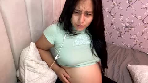 laura online show from 02/06/25, 03:06