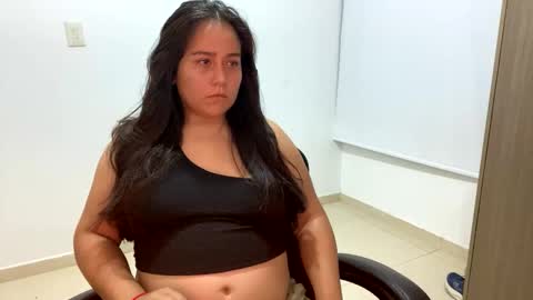 laura online show from 10/09/25, 10:52