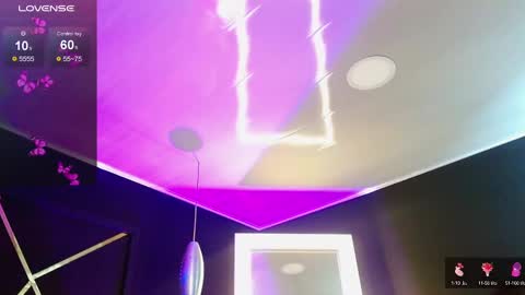 Laura online show from 02/11/25, 01:09