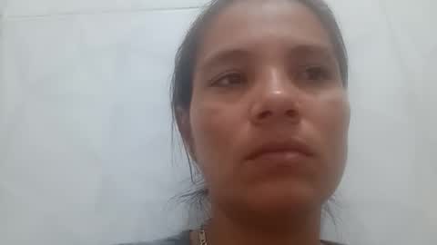  Laura  online show from 11/05/25, 07:47