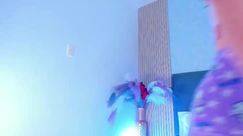 Snapshot of laura_ivy chatting on 03/10/26, 01:05 LauraIvy online show from 03/10/26, 01:05