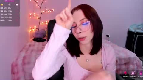 Kate  online show from 06/17/26, 01:01