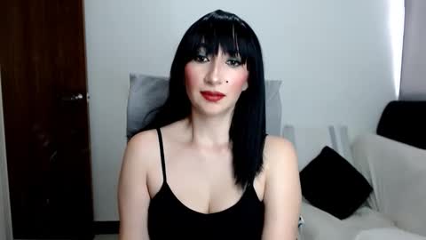 Laura online show from 03/27/26, 09:25