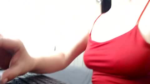 Laura online show from 06/07/26, 06:00