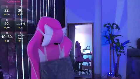 Snapshot of laura_r23 chatting on 01/07/25, 09:46 Laura Rose online show from 01/07/25, 09:46