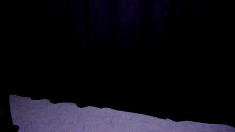 Snapshot of laura_r23 chatting on 09/14/25, 06:12 Laura Rose online show from 09/14/25, 06:12
