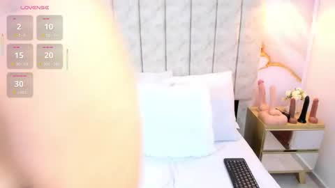 Laura Smith online show from 09/13/25, 11:04