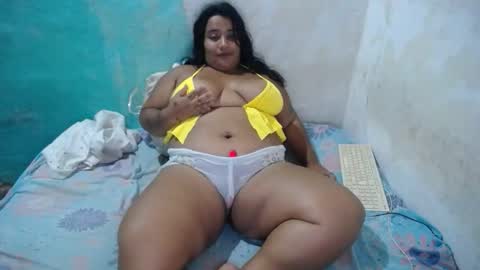 laura_sofia23 online show from 05/03/26, 05:41