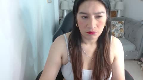 Snapshot of laura_sweetth chatting on 09/09/25, 03:28 laura online show from 09/09/25, 03:28