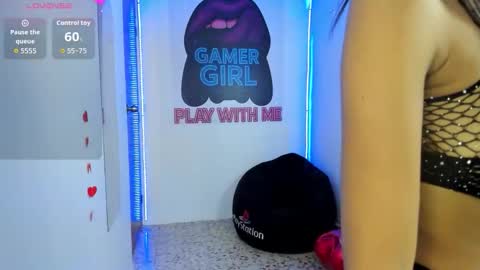 LauraBlush online show from 03/09/26, 08:57