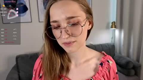 Snapshot of lauracollins__ chatting on 06/10/26, 02:16 May online show from 06/10/26, 02:16