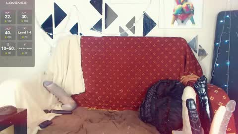 LauraCrystall online show from 02/18/25, 03:43