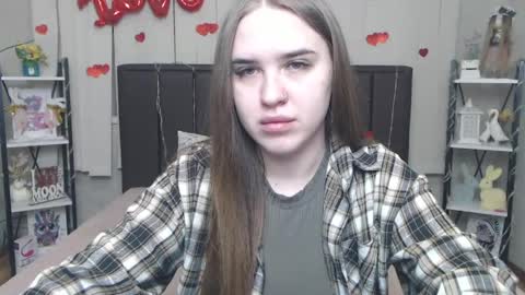 Snapshot of laurahlot chatting on 04/12/26, 05:40 LauraHlot online show from 04/12/26, 05:40